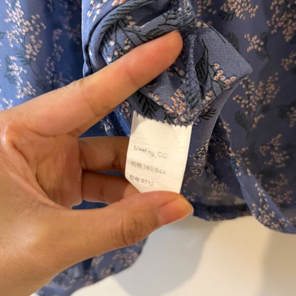 blue sheer floral blouse - Picture 4 of 5